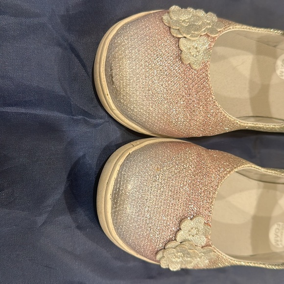Stride Rite Holly Dress Shoes, size 1.5 - Picture 2 of 6